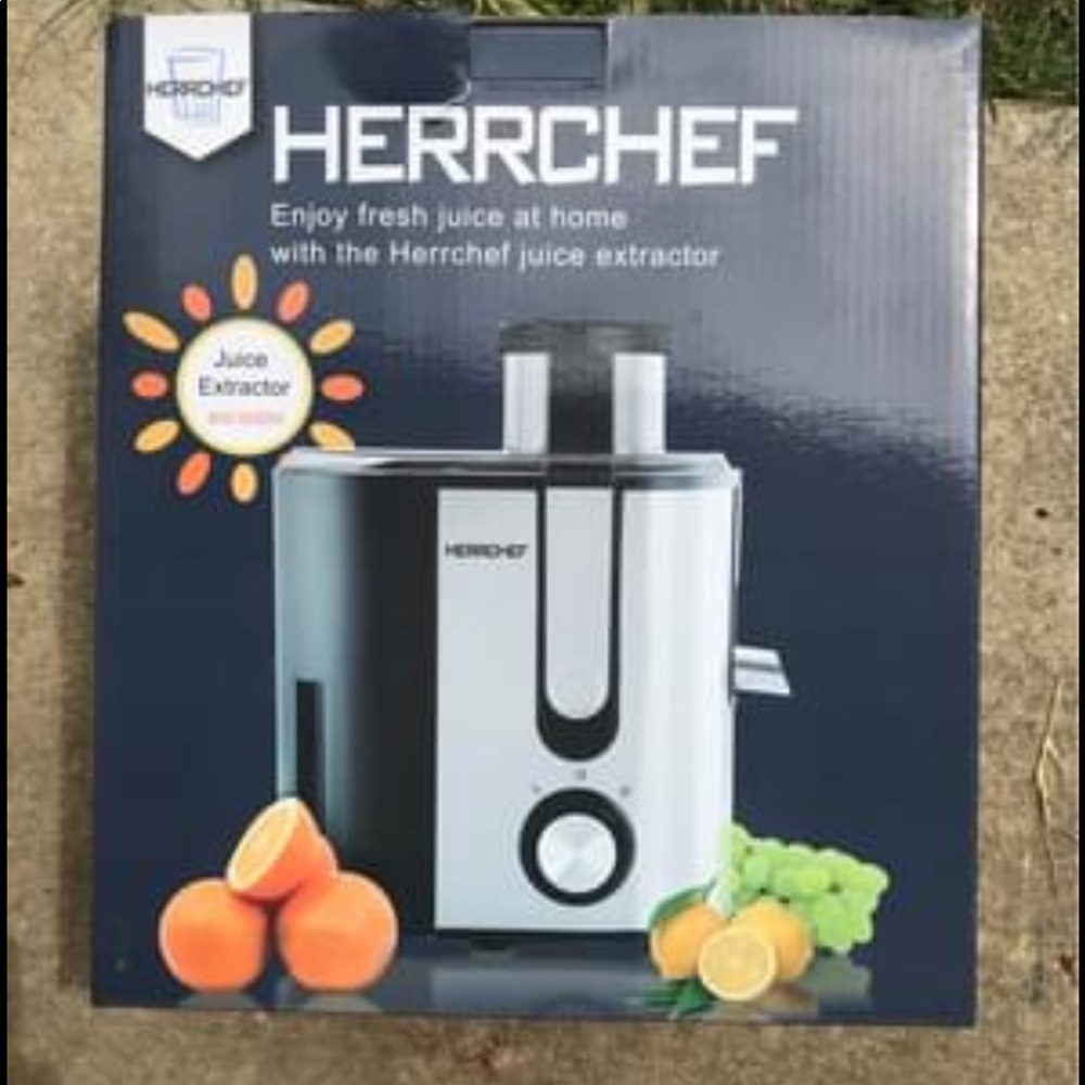 Juicer Brand New never opened